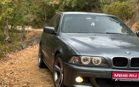 BMW 5 серия, 2002 год, 1 490 000 рублей, 1 фотография