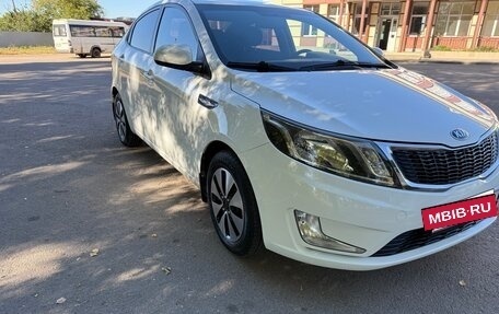 KIA Rio III рестайлинг, 2014 год, 880 000 рублей, 4 фотография