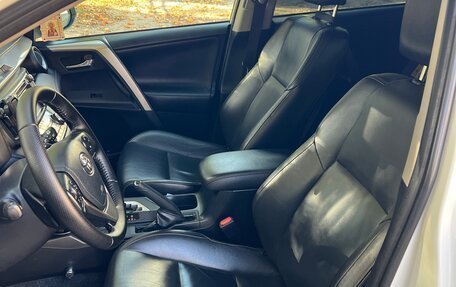 Toyota RAV4, 2014 год, 1 689 000 рублей, 7 фотография