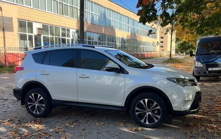 Toyota RAV4, 2014 год, 1 689 000 рублей, 4 фотография