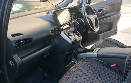 Toyota Wish II, 2009 год, 1 380 000 рублей, 13 фотография