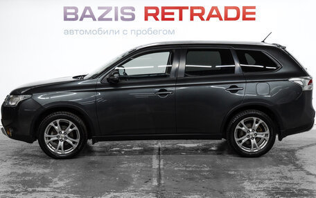 Mitsubishi Outlander III рестайлинг 3, 2014 год, 1 241 000 рублей, 9 фотография