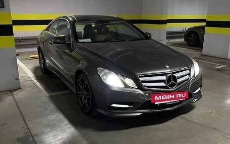 Mercedes-Benz E-Класс, 2012 год, 1 800 000 рублей, 5 фотография