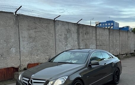 Mercedes-Benz E-Класс, 2012 год, 1 800 000 рублей, 15 фотография