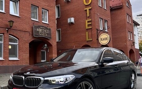 BMW 5 серия, 2019 год, 2 390 000 рублей, 1 фотография