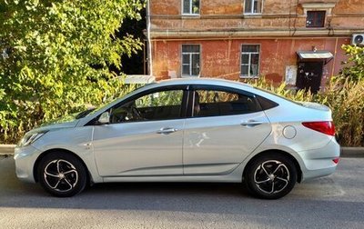 Hyundai Solaris II рестайлинг, 2011 год, 780 000 рублей, 1 фотография