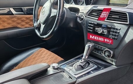 Mercedes-Benz C-Класс, 2012 год, 1 150 000 рублей, 5 фотография