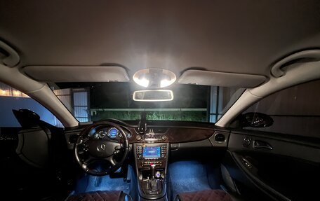 Mercedes-Benz CLS, 2004 год, 1 350 000 рублей, 5 фотография