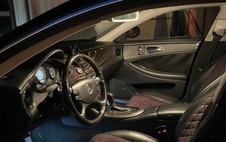 Mercedes-Benz CLS, 2004 год, 1 350 000 рублей, 6 фотография