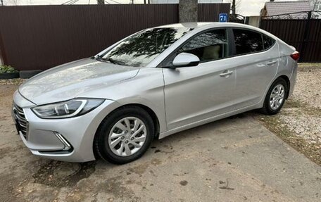 Hyundai Elantra VI рестайлинг, 2017 год, 1 150 000 рублей, 2 фотография