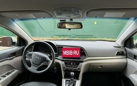 Hyundai Elantra VI рестайлинг, 2017 год, 1 150 000 рублей, 5 фотография