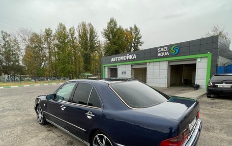 Mercedes-Benz E-Класс, 1999 год, 220 000 рублей, 3 фотография