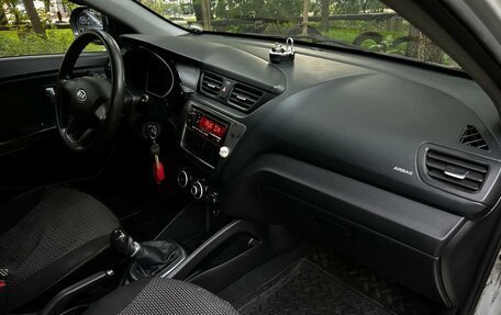 KIA Rio III рестайлинг, 2011 год, 560 000 рублей, 13 фотография