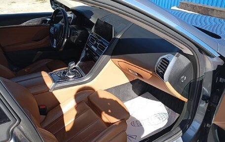 BMW 8 серия, 2019 год, 6 127 000 рублей, 11 фотография