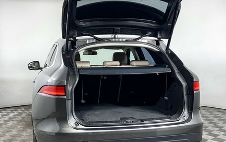 Jaguar F-Pace, 2018 год, 2 950 000 рублей, 9 фотография