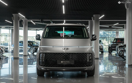 Hyundai Staria, 2024 год, 6 950 000 рублей, 3 фотография