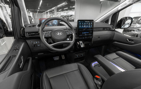 Hyundai Staria, 2024 год, 6 950 000 рублей, 7 фотография