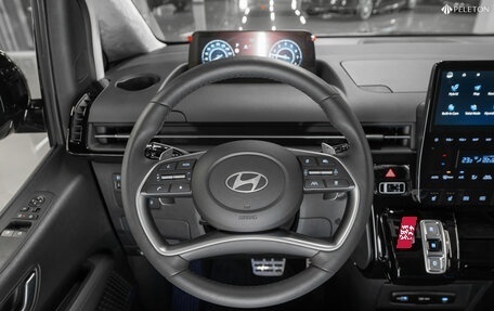 Hyundai Staria, 2024 год, 6 950 000 рублей, 11 фотография