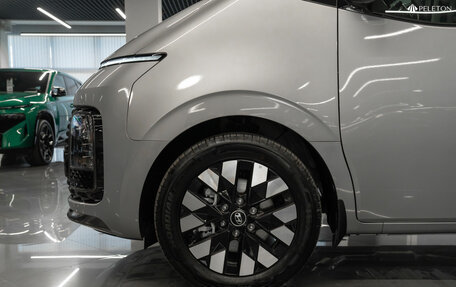 Hyundai Staria, 2024 год, 6 950 000 рублей, 38 фотография