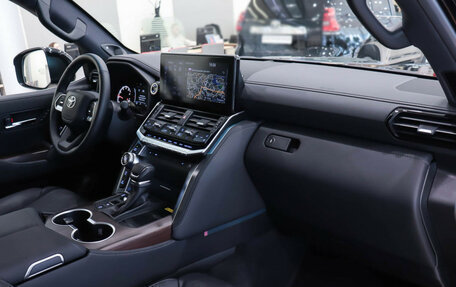 Toyota Land Cruiser, 2024 год, 14 990 000 рублей, 19 фотография