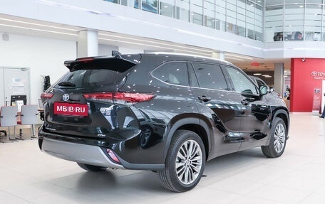 Toyota Highlander, 2025 год, 6 100 000 рублей, 6 фотография