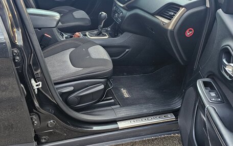 Jeep Cherokee, 2014 год, 850 000 рублей, 19 фотография