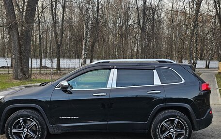 Jeep Cherokee, 2014 год, 850 000 рублей, 23 фотография