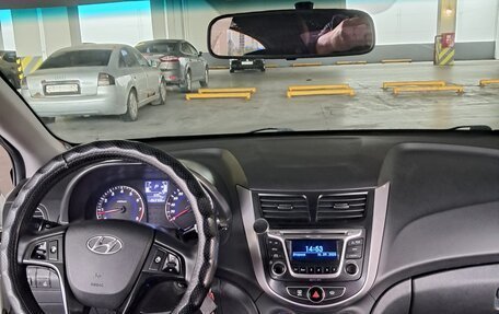 Hyundai Solaris II рестайлинг, 2016 год, 750 000 рублей, 5 фотография