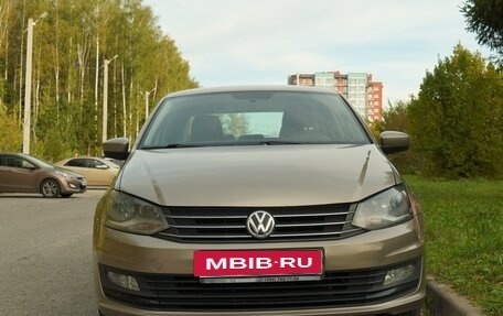 Volkswagen Polo VI (EU Market), 2017 год, 950 000 рублей, 2 фотография