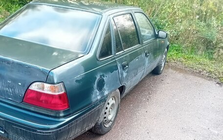 Daewoo Nexia I рестайлинг, 2003 год, 110 000 рублей, 4 фотография