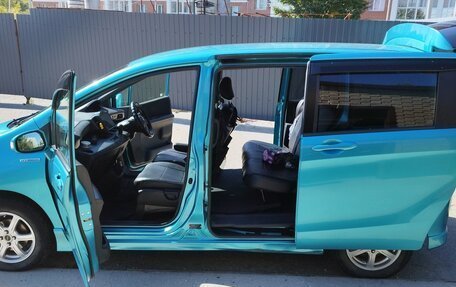 Honda Freed I, 2013 год, 1 200 000 рублей, 10 фотография