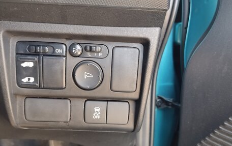 Honda Freed I, 2013 год, 1 200 000 рублей, 17 фотография