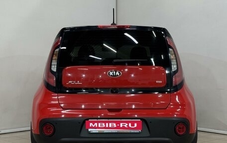 KIA Soul II рестайлинг, 2017 год, 1 299 000 рублей, 5 фотография