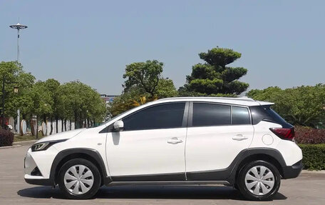 Toyota Yaris XP150 рестайлинг, 2022 год, 1 240 000 рублей, 7 фотография