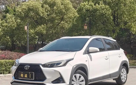 Toyota Yaris XP150 рестайлинг, 2022 год, 1 240 000 рублей, 3 фотография