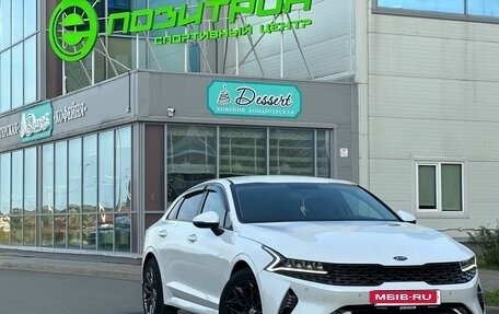 KIA K5, 2021 год, 2 390 000 рублей, 2 фотография
