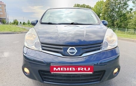 Nissan Note II рестайлинг, 2010 год, 555 000 рублей, 2 фотография