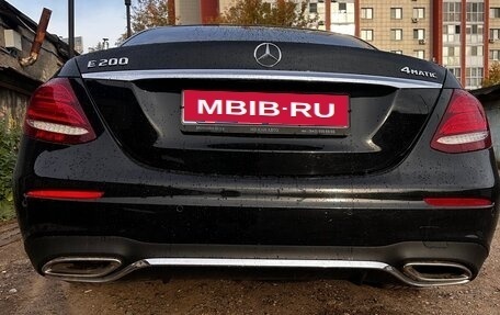 Mercedes-Benz E-Класс, 2018 год, 2 950 000 рублей, 2 фотография