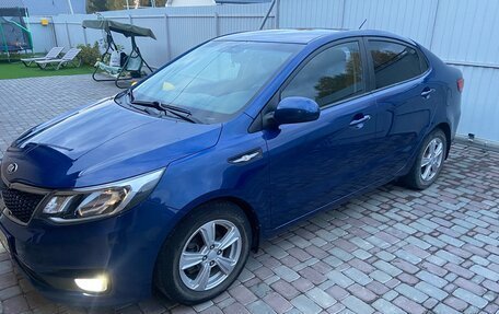 KIA Rio III рестайлинг, 2015 год, 1 100 000 рублей, 1 фотография