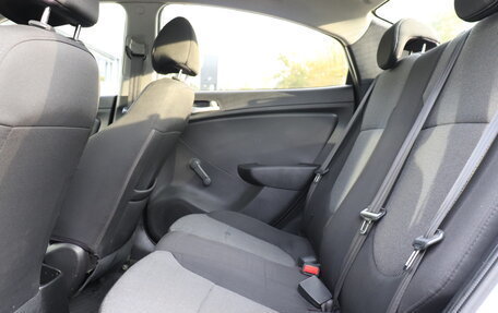 Hyundai Solaris II рестайлинг, 2013 год, 673 000 рублей, 19 фотография
