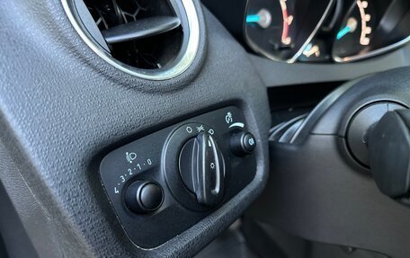 Ford Fiesta, 2016 год, 910 000 рублей, 17 фотография