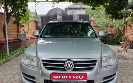 Volkswagen Touareg III, 2008 год, 699 000 рублей, 1 фотография