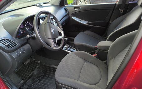 Hyundai Solaris II рестайлинг, 2012 год, 1 250 000 рублей, 13 фотография