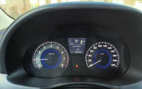 Hyundai Solaris II рестайлинг, 2012 год, 1 250 000 рублей, 9 фотография