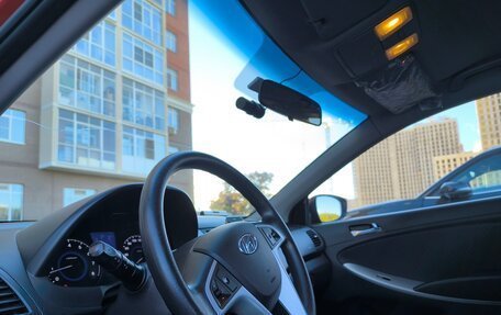 Hyundai Solaris II рестайлинг, 2012 год, 1 250 000 рублей, 19 фотография