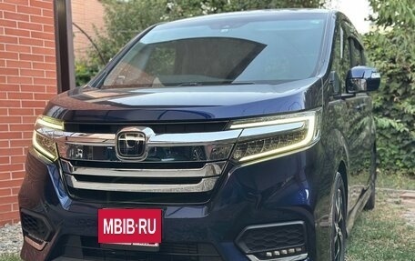 Honda Stepwgn IV, 2020 год, 2 290 000 рублей, 3 фотография