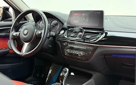 BMW 1 серия, 2022 год, 1 850 333 рублей, 7 фотография