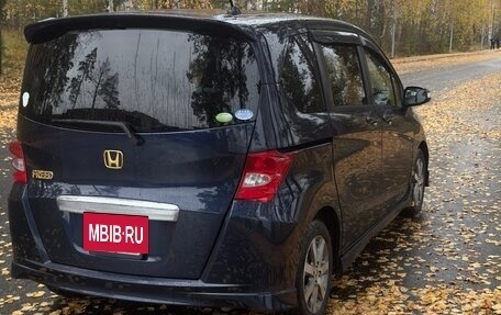 Honda Freed I, 2009 год, 1 100 000 рублей, 3 фотография