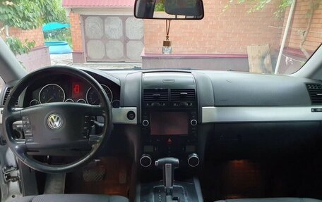 Volkswagen Touareg III, 2008 год, 699 000 рублей, 8 фотография