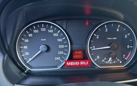 BMW 1 серия, 2011 год, 1 050 000 рублей, 4 фотография
